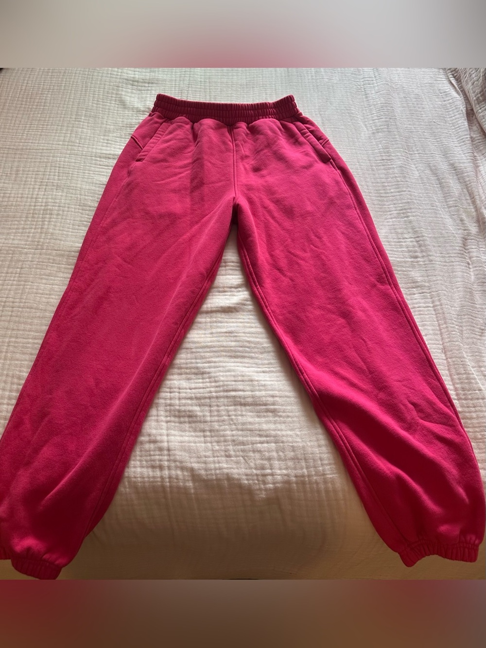 Pink sweatsuit - Picture 3 of 3
